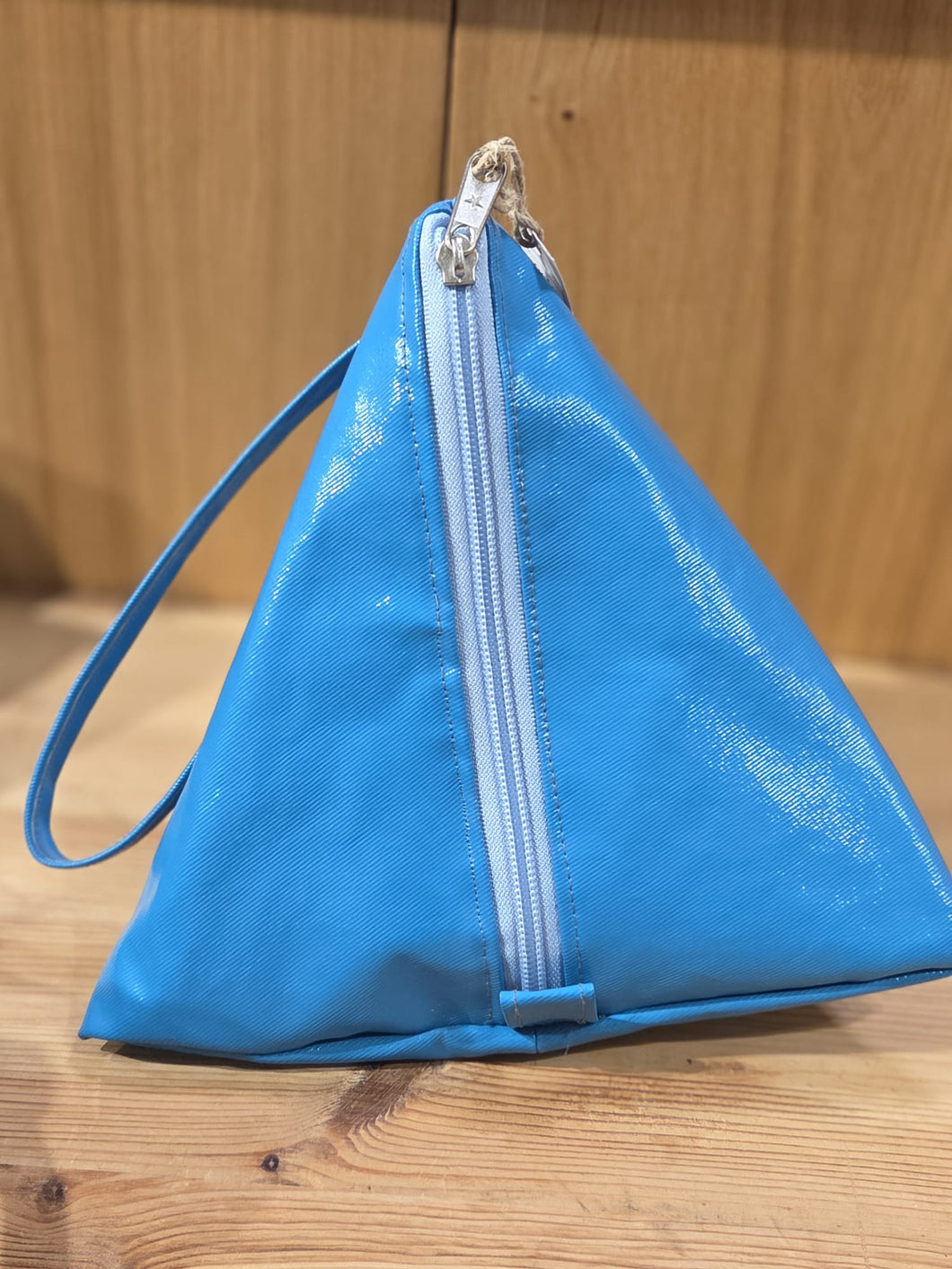 יעל תיקים תיק סירה